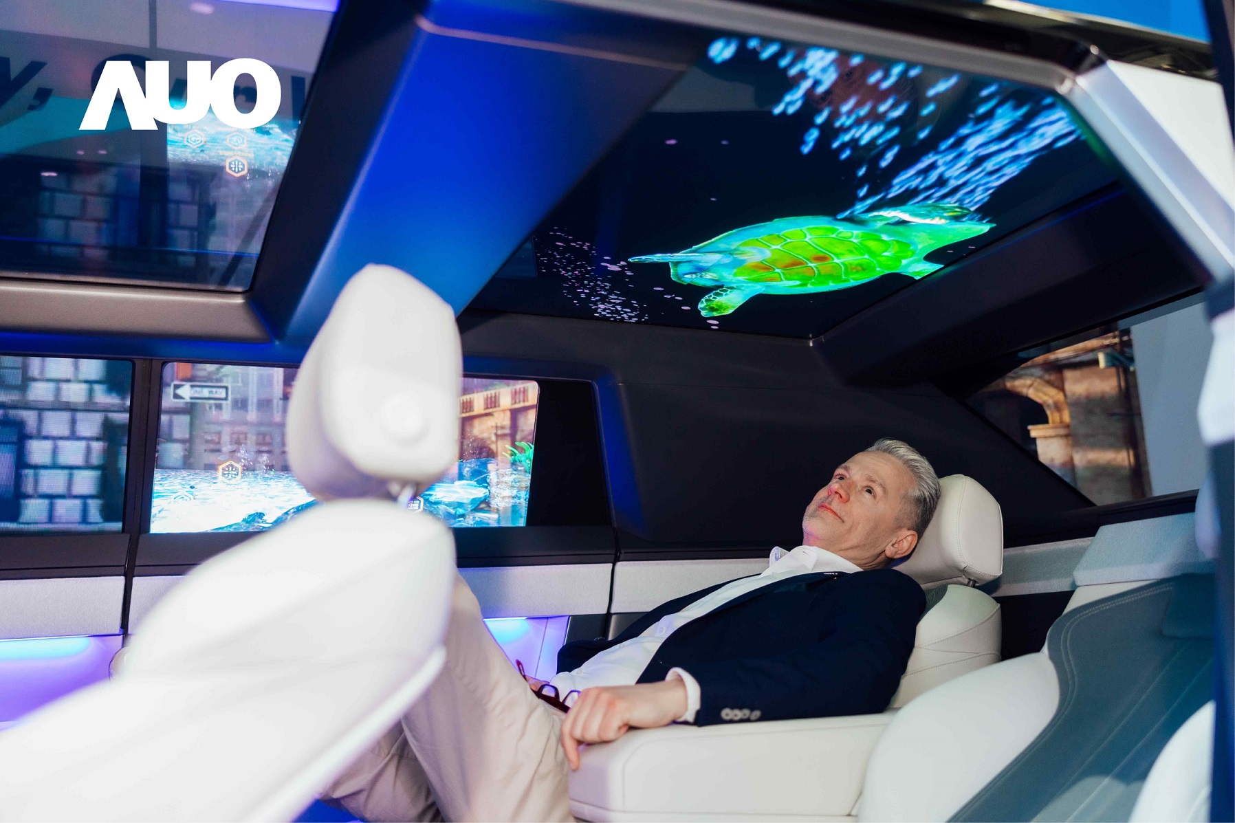 NG娱乐Smart Cockpit 2025集Micro LED透明、大型化、可挠优势之大成，携手BHTC打造未来视界的车用Display HMI解决方案